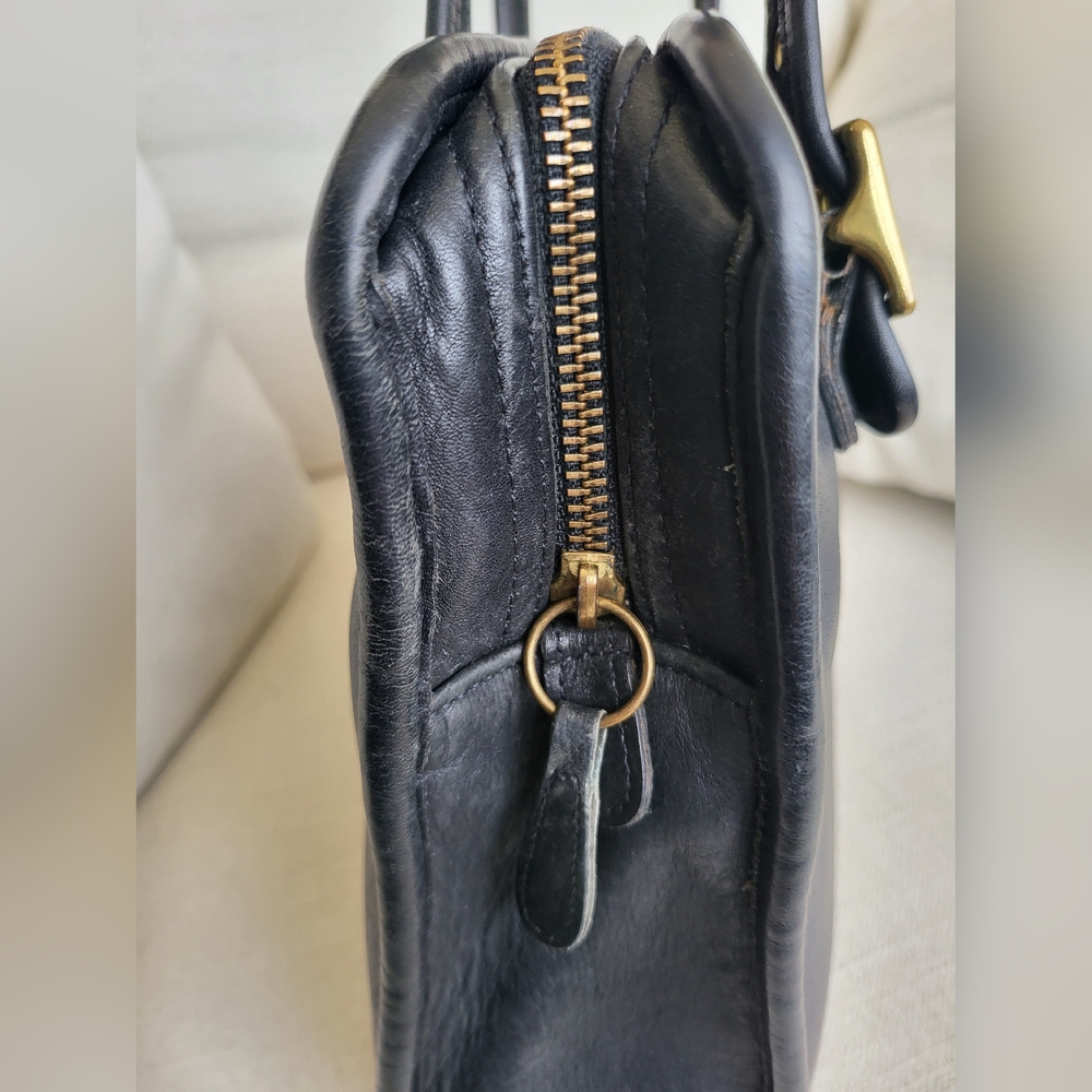 Coach Black Leather Shoulder Bag with Gold Hardware - Picture 5 of 9